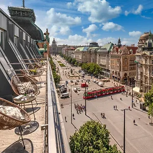 Vn17 Rooftop By Adrez 4* Praga
